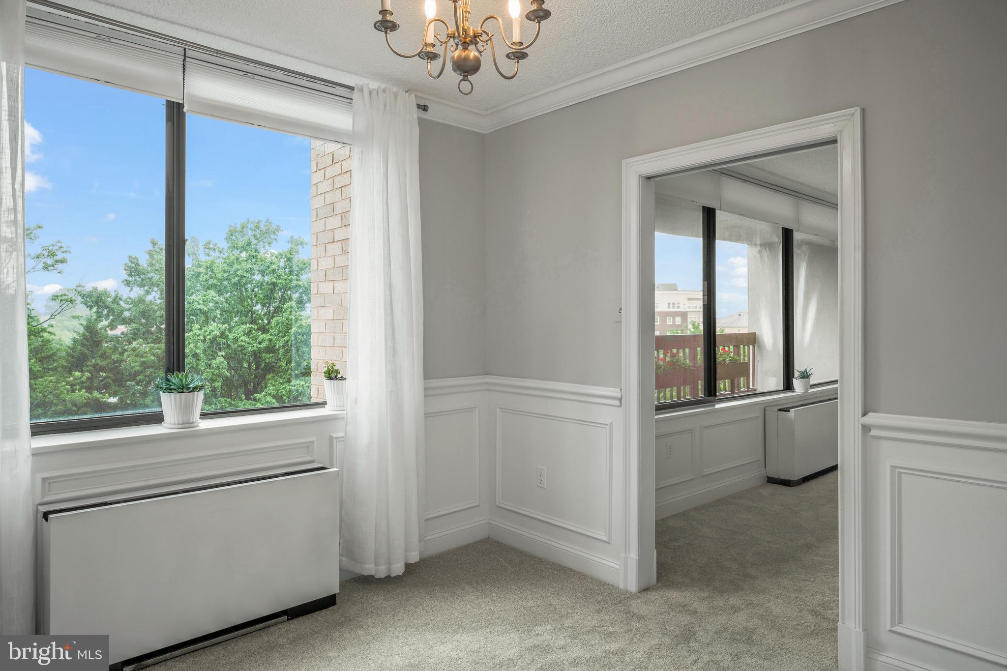 SKYLINE PLAZA - Residential