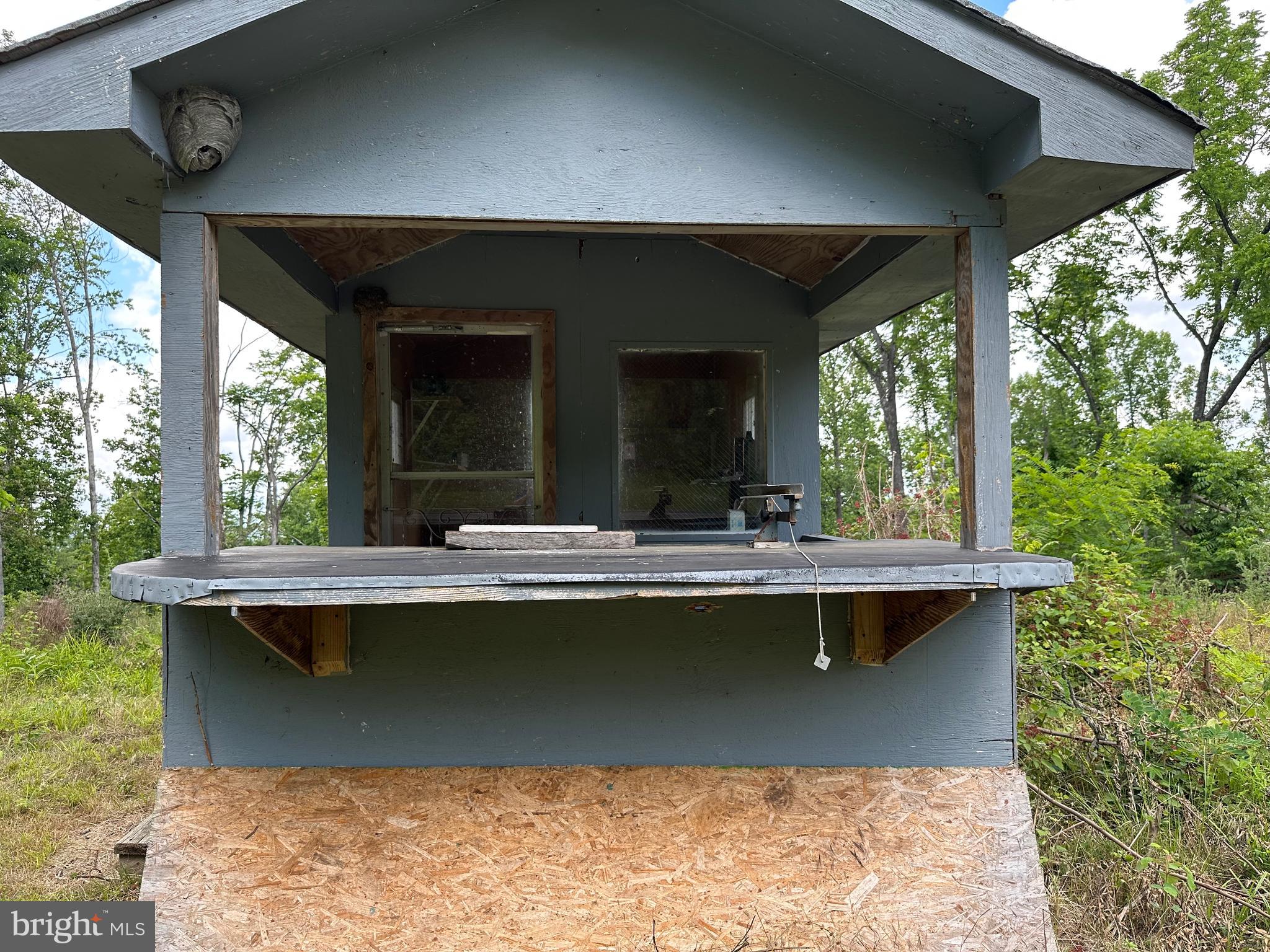 NONE AVAILABLE - Land