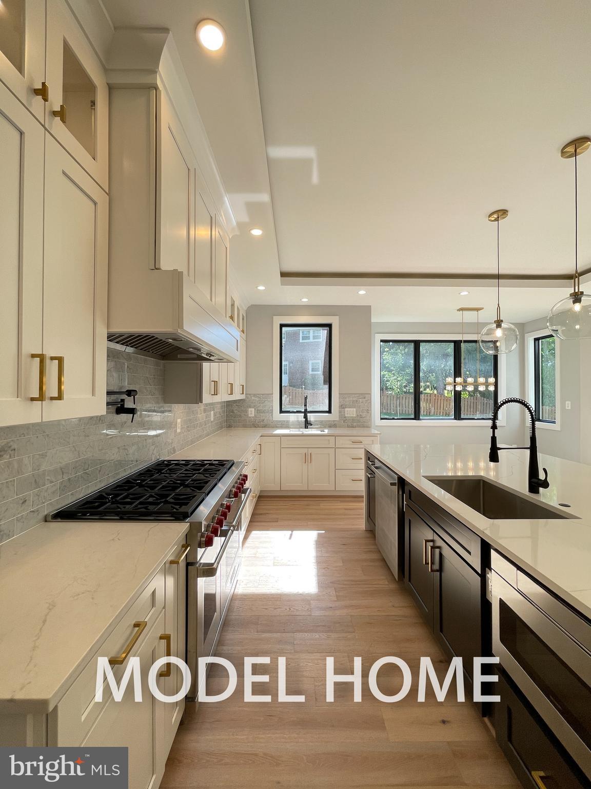 GRASS RIDGE - Residential