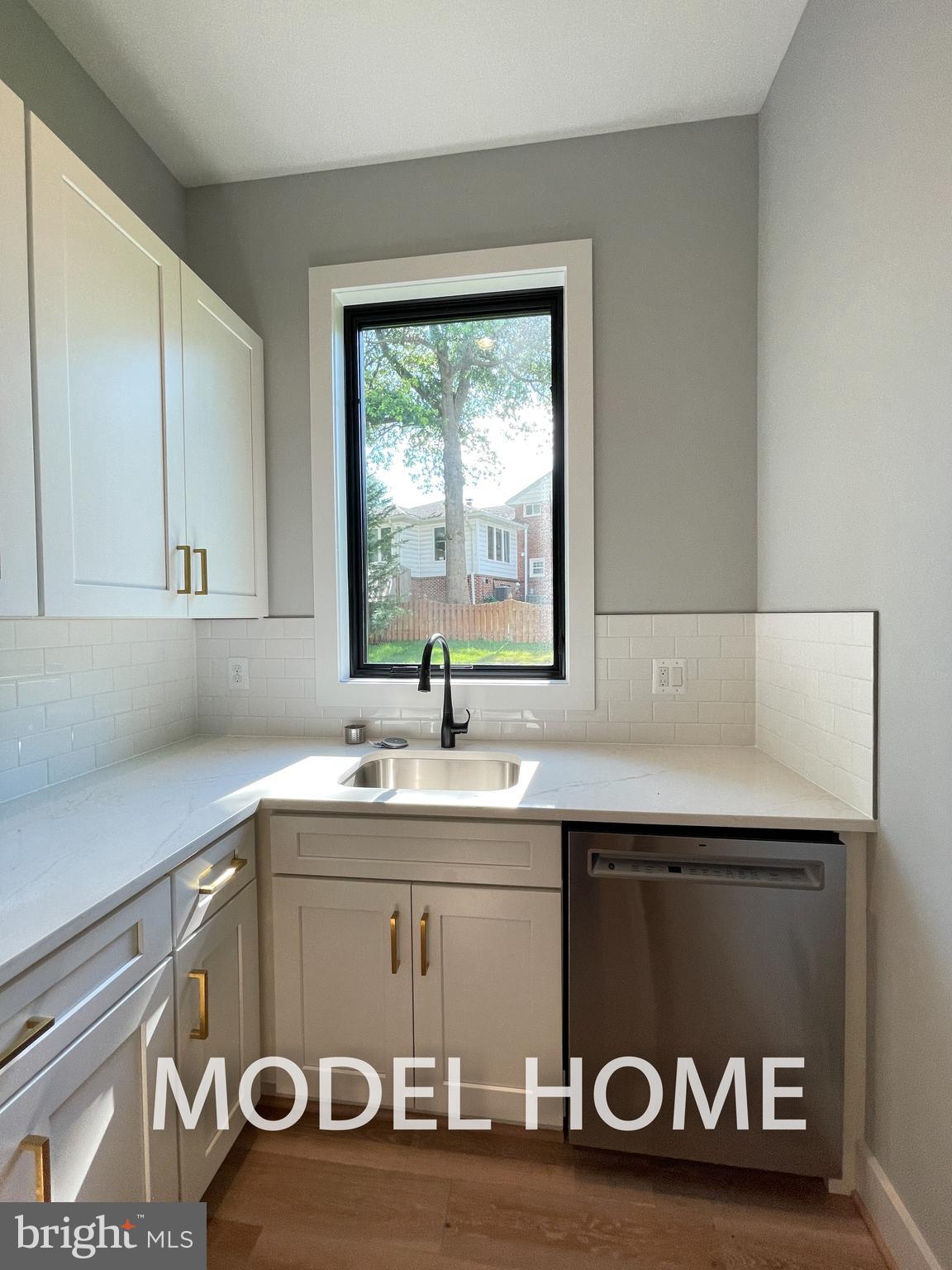 GRASS RIDGE - Residential