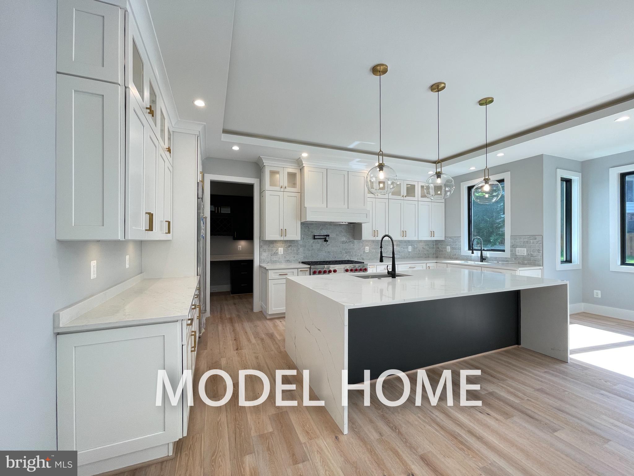 GRASS RIDGE - Residential