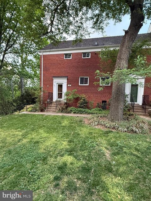 Photo of 1517 Mount Eagle Place, ALEXANDRIA, VA 22302 (MLS # VAAX2059772)