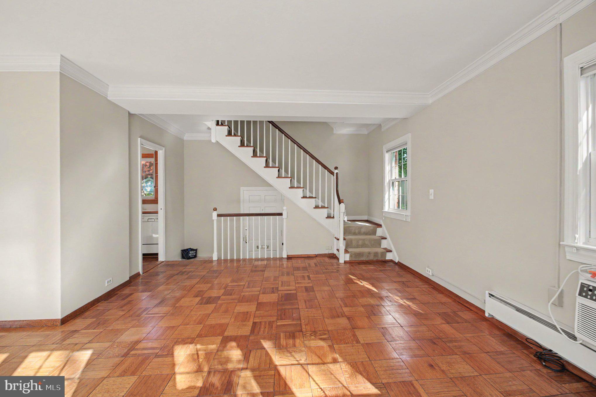 1517 MOUNT EAGLE PLACE