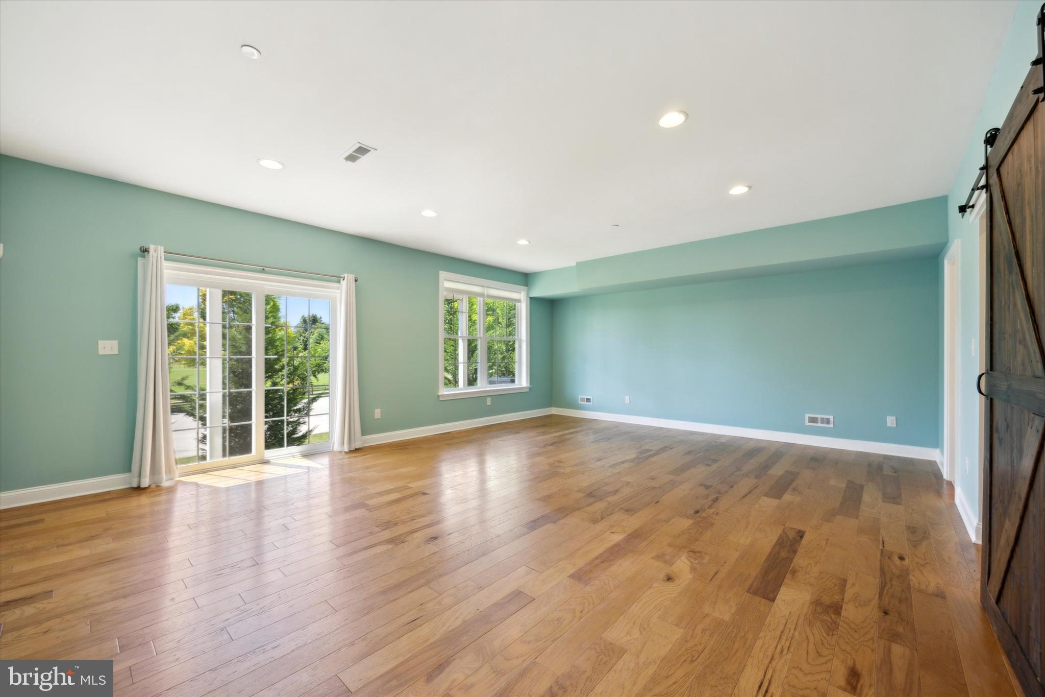 PARKVIEW - Residential