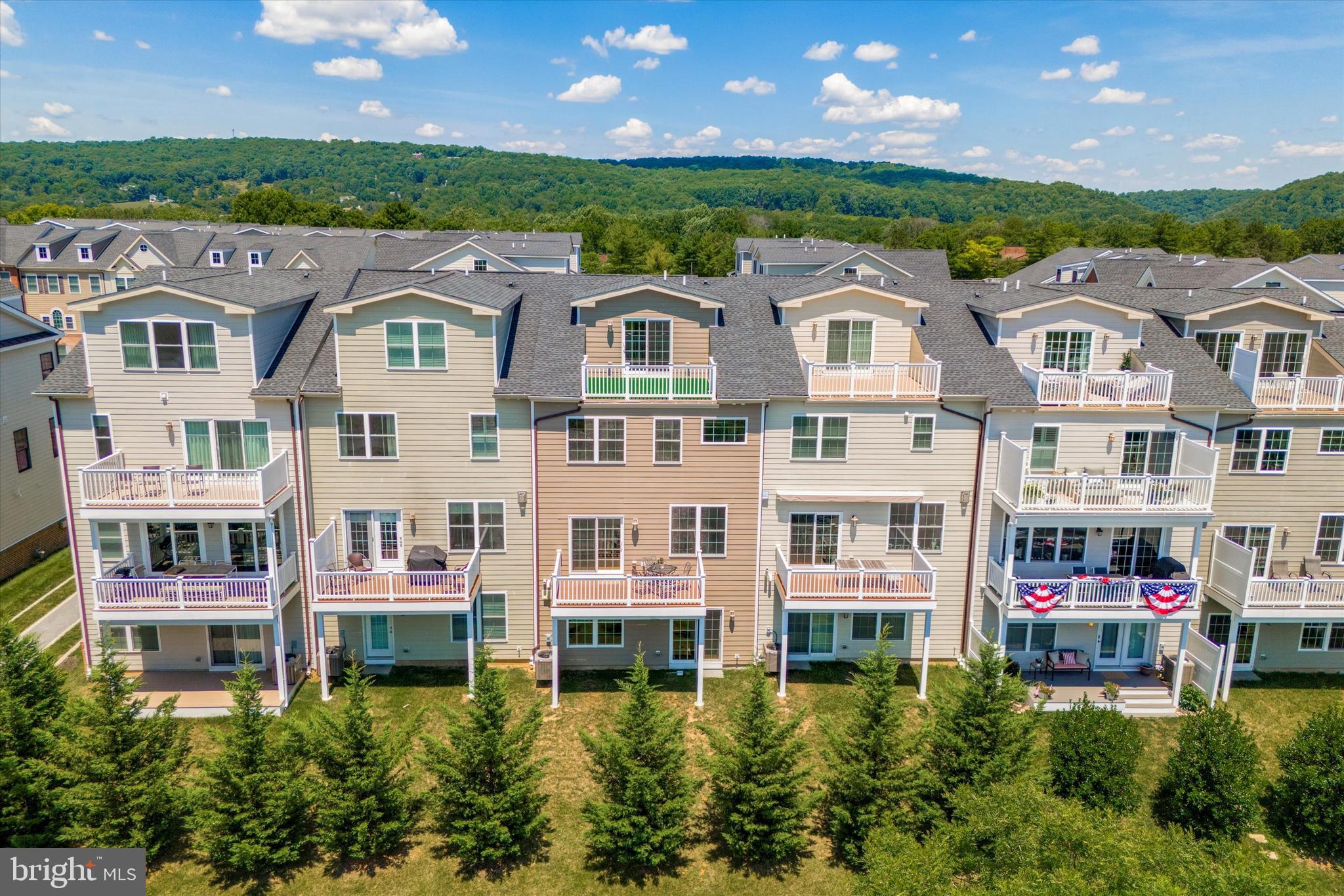 PARKVIEW - Residential