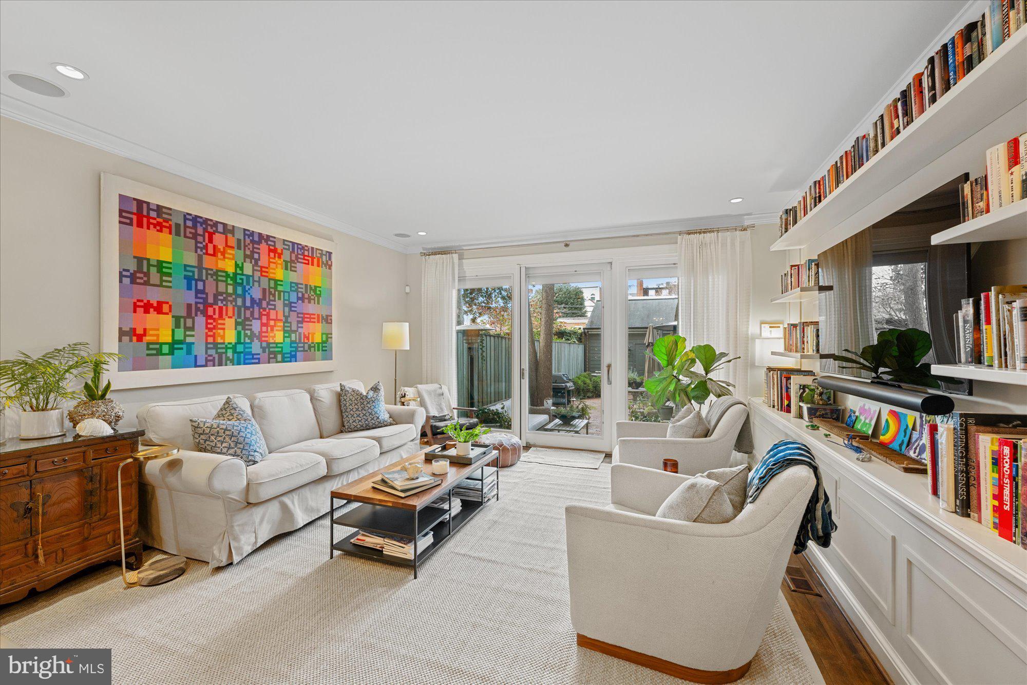 GEORGETOWN - Residential