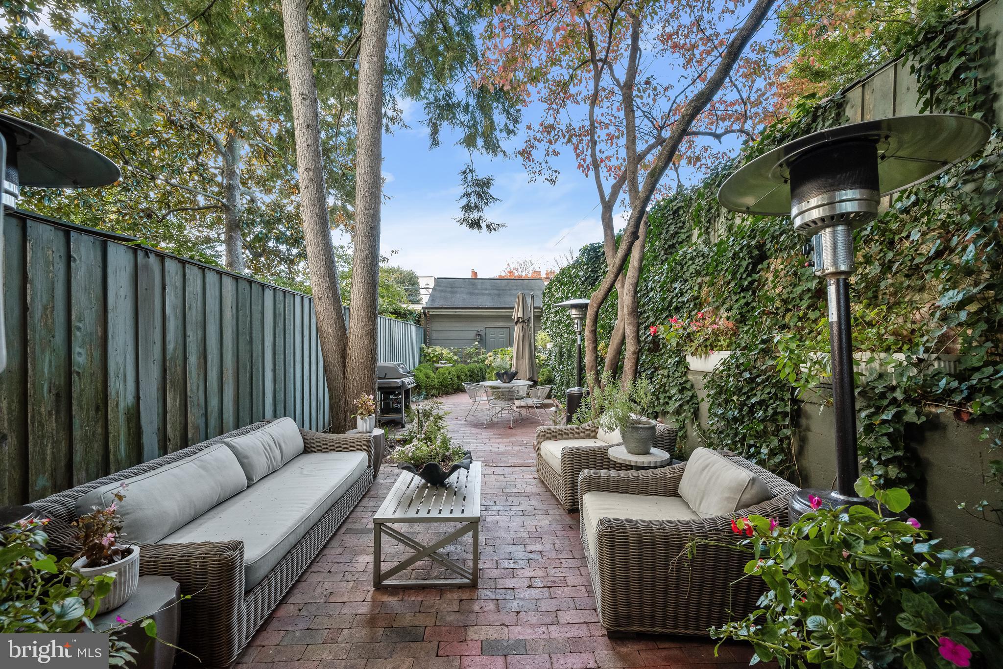 GEORGETOWN - Residential