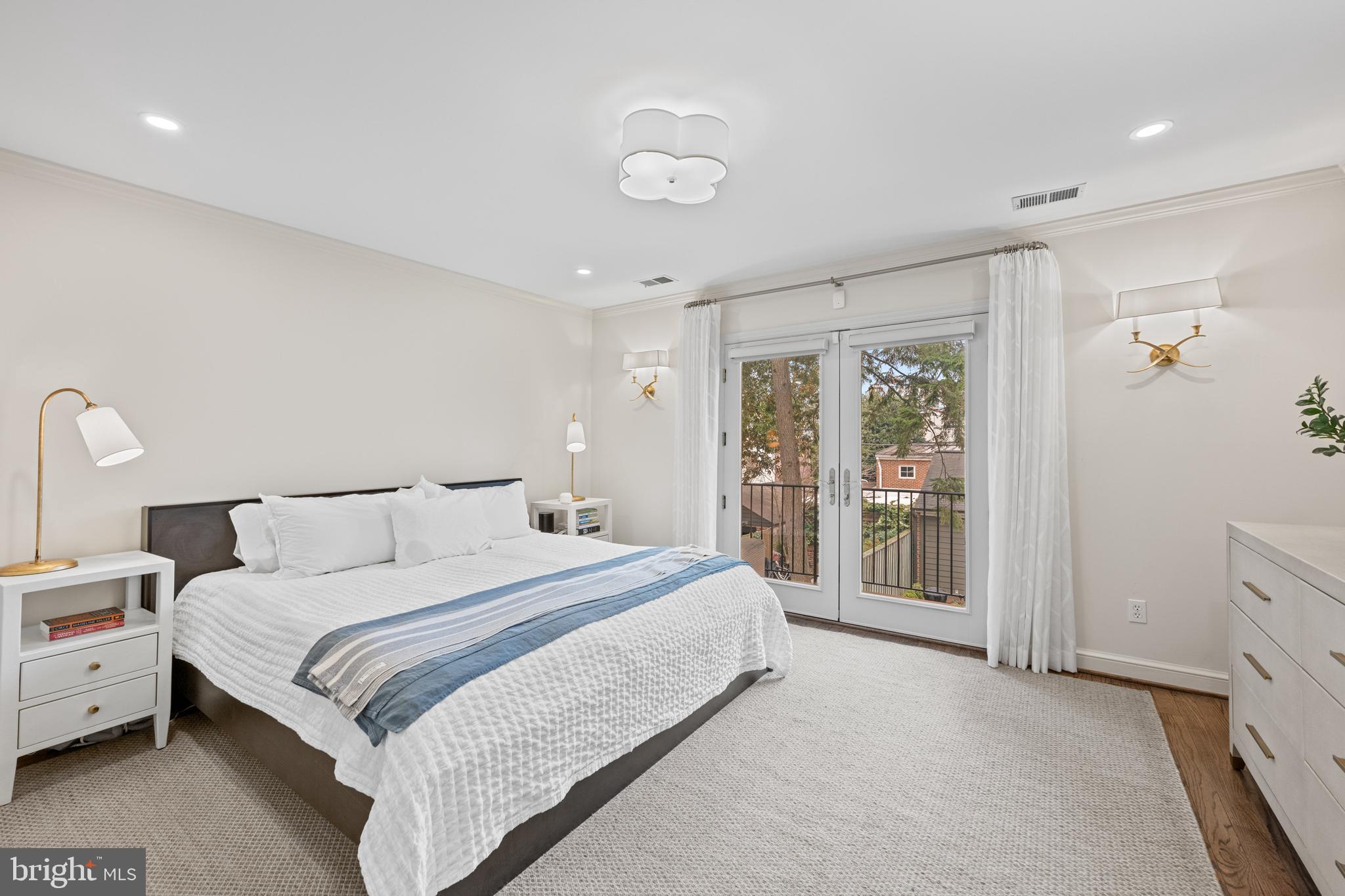 GEORGETOWN - Residential