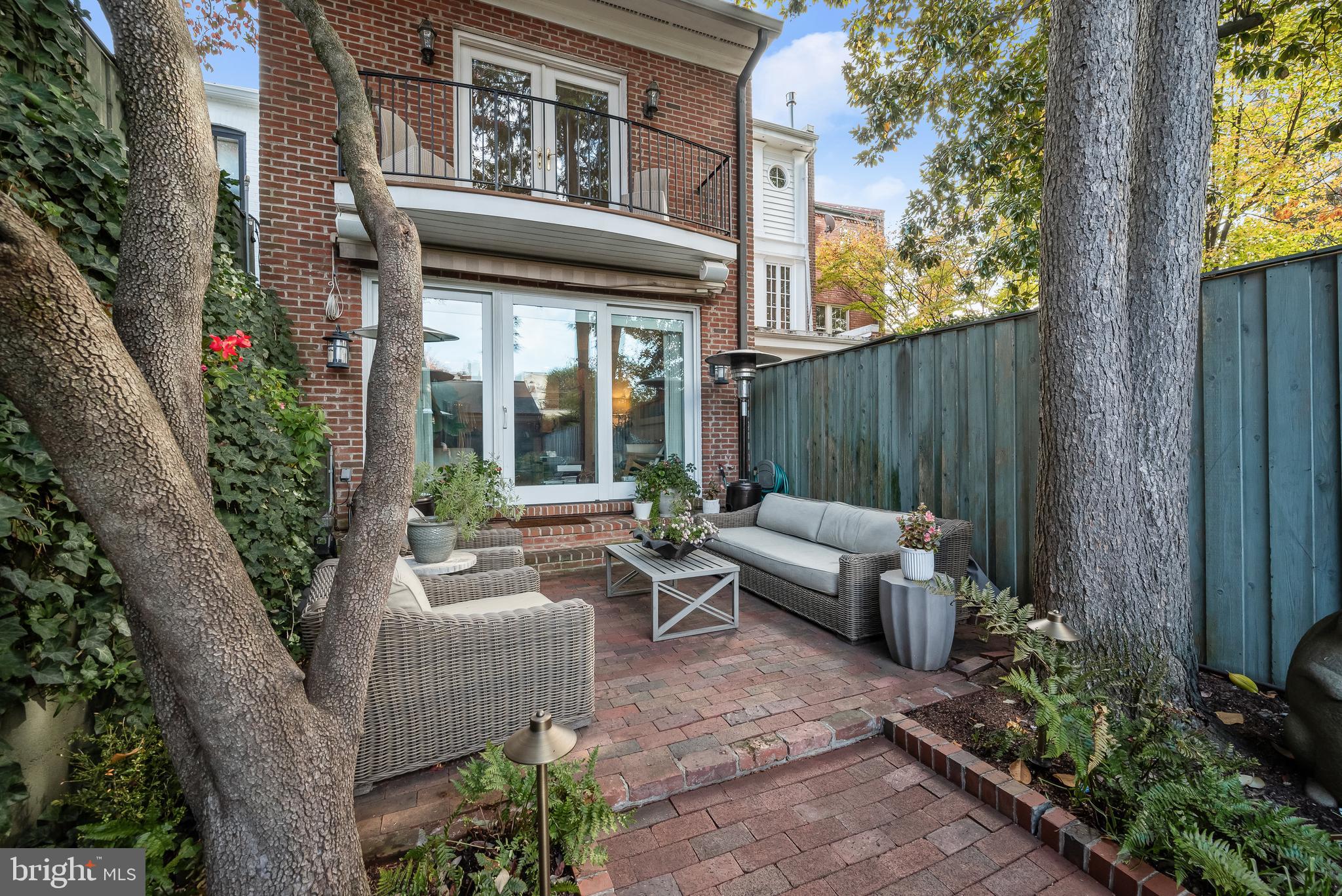 GEORGETOWN - Residential