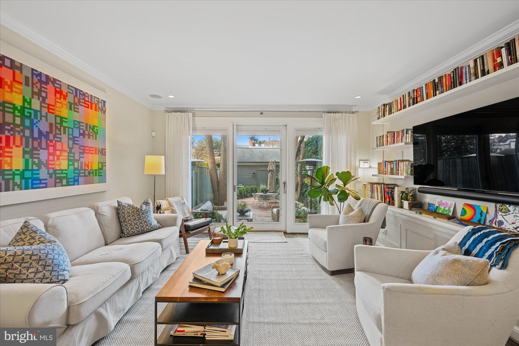 GEORGETOWN - Residential