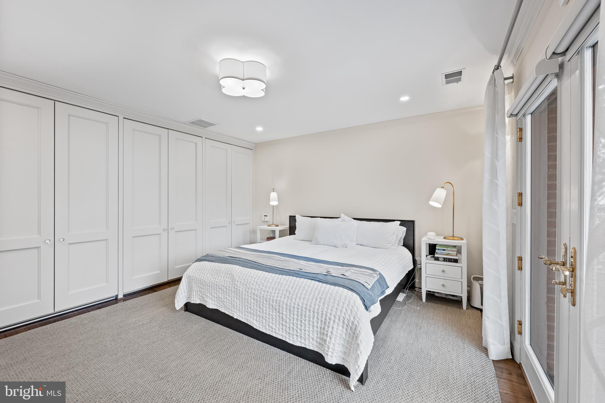 GEORGETOWN - Residential