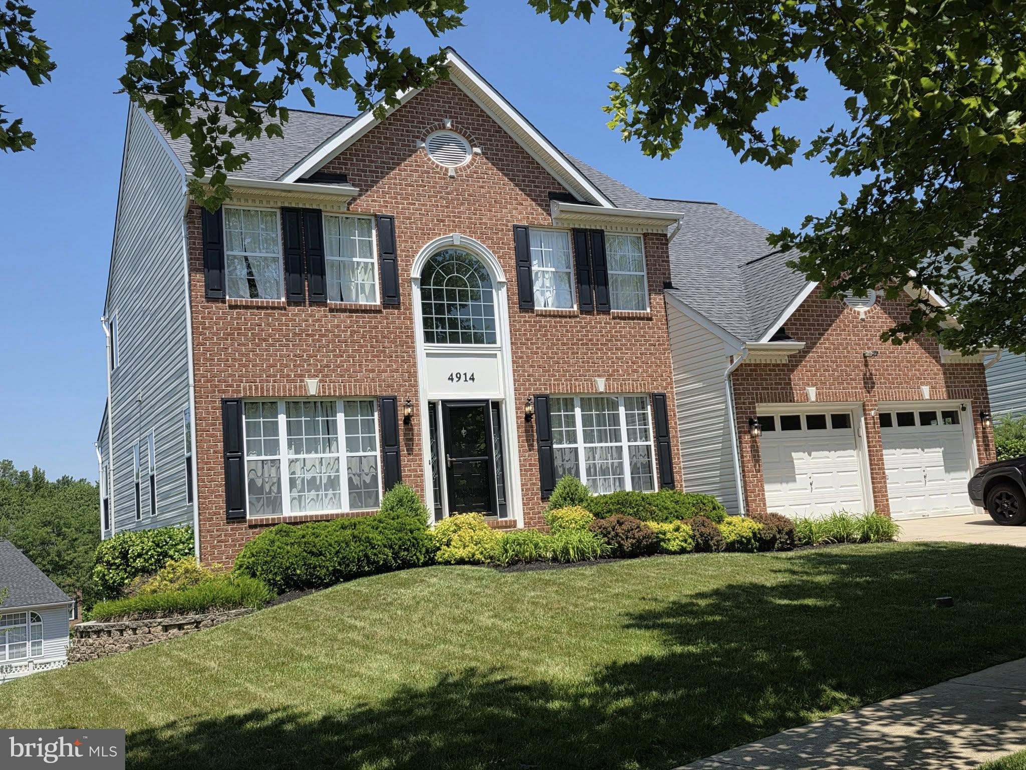 📢 WATCH THE FULL 13+ MINUTE YOUTUBE WALK & TALK PROPERTY TOUR FOR A TRUE VIRTUAL SHOWING EXPERIENCE WITHOUT EVER STEPPING FOOT IN THE HOME! (SOME WEBSITES TRY TO HIDE THE VIRTUAL TOUR LINK – LOOK CAREFULLY AND YOU WILL FIND IT!)
ALL SHOWINGS WILL BEGIN AT THE OPEN HOUSE ON SATURDAY 8/2/25 FROM 2PM TO 3PM!
WELCOME TO THE HIGHLY SOUGHT-AFTER GLENSIDE FARMS COMMUNITY IN PERRY HALL, MD! THIS EXECUTIVE-STYLE BRICK FRONT COLONIAL HAS BEEN METICULOUSLY MAINTAINED AND OFFERS ALL THE FEATURES TODAY’S BUYERS DREAM ABOUT! ENJOY AN OVERSIZED 2-CAR GARAGE, EXTRA-LARGE CONCRETE DRIVEWAY, PLENTY OF ON-STREET PARKING, AND A PERFECTLY SITUATED LOT FACING COMMUNITY OPEN SPACE WITH A GAZEBO AND PLAYGROUND AREA.
STEP INSIDE TO A GRAND TWO-STORY FOYER THAT FLOWS INTO FORMAL LIVING AND DINING ROOMS, A SPACIOUS FAMILY ROOM, AND A HUGE CHEFS DREAM KITCHEN WITH BREAKFAST BAR, ISLAND AND A LARGE PANTRY. THE 2-LEVEL MORNING ROOM ADDITION OFFERS TONS OF EXTRA SPACE ON BOTH THE MAIN AND LOWER LEVELS, FILLING THE HOME WITH NATURAL LIGHT. THE MAIN LEVEL ALSO FEATURES A MUDROOM WITH LAUNDRY AND GARAGE ACCESS, PLUS A PRIVATE OFFICE OR 5TH BEDROOM.
UPSTAIRS YOU’LL FIND 4 GENEROUSLY SIZED BEDROOMS, ALL WITH WALK-IN CLOSETS EXCEPT ONE, AND 2 FULL BATHS. THE LUXURIOUS OWNERS SUITE BOASTS A HUGE WALK-IN CLOSET AND A SPA-LIKE BATH WITH A CORNER SOAKING GARDEN TUB, SEPARATE SHOWER, AND DUAL VANITIES.
THE FULL UNFINISHED BASEMENT OFFERS ENDLESS POTENTIAL AND FEATURES TWO SEPARATE WALKOUT ENTRANCES WITH SLIDING GLASS DOORS TO CONCRETE PATIOS AND A LARGE, BEAUTIFULLY GRADED REAR YARD. RECENT UPGRADES INCLUDE ROOF, WATER HEATER, FLOORING, PAINT, AND MORE!
DON’T MISS THE OPPORTUNITY TO OWN THIS INCREDIBLE HOME IN A PRIVATE COMMUNITY JUST MINUTES FROM EVERYTHING PERRY HALL HAS TO OFFER.
FOR QUESTIONS OR TO SCHEDULE YOUR PRIVATE SHOWING, CALL THE LISTING AGENT DIRECTLY!