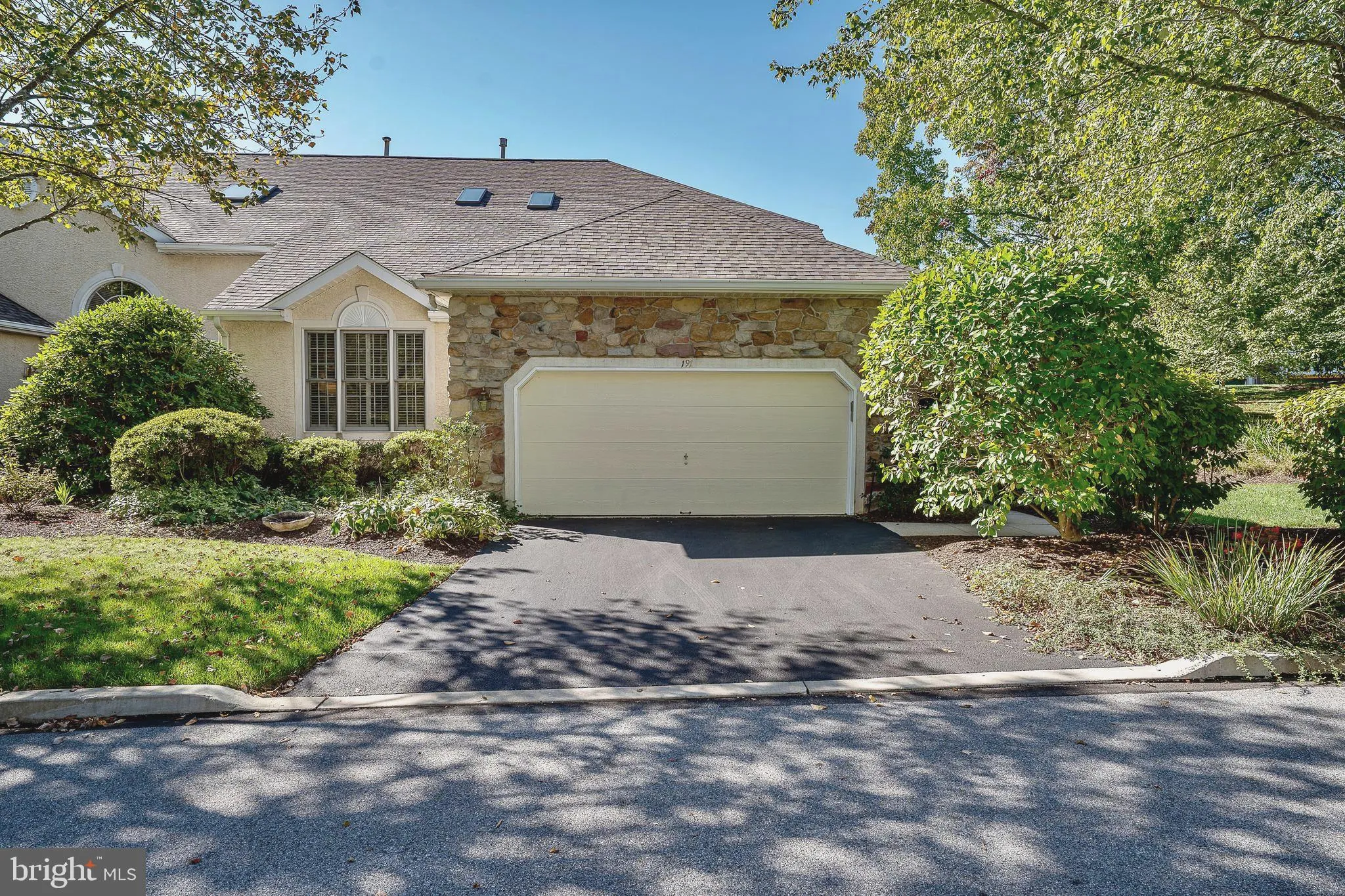 Berwyn, Pennsylvania 19312, United States, 3 Bedrooms Bedrooms, ,5 BathroomsBathrooms,Residential,Coming Soon,225910