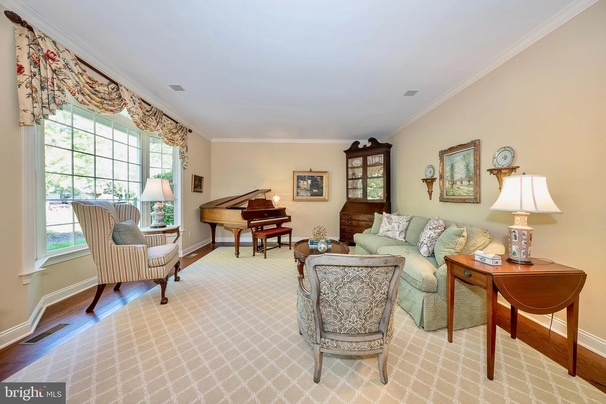 Berwyn, Pennsylvania 19312, United States, 3 Bedrooms Bedrooms, ,5 BathroomsBathrooms,Residential,Coming Soon,225910