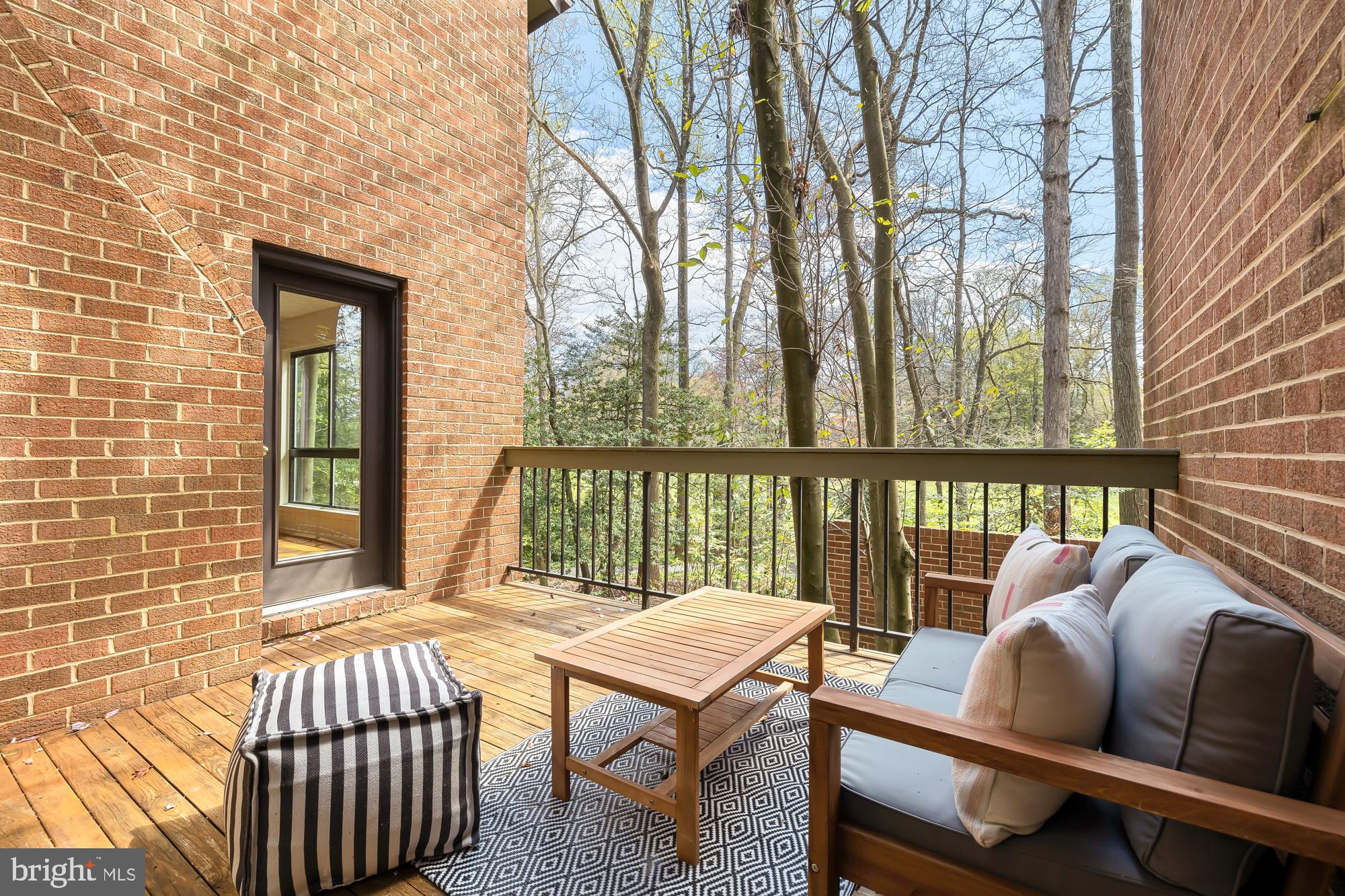 HUNTERS GREEN - Residential