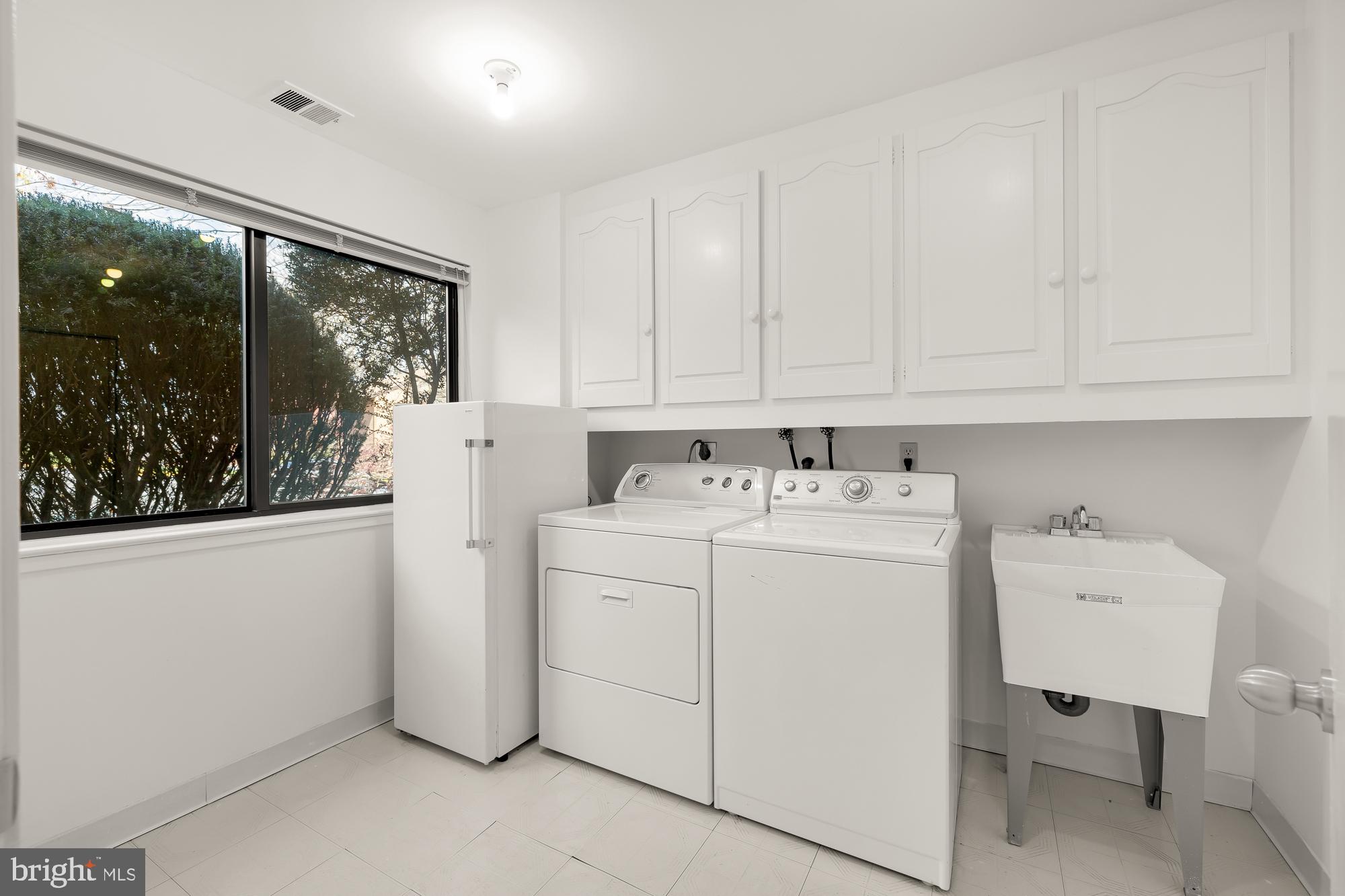 HUNTERS GREEN - Residential