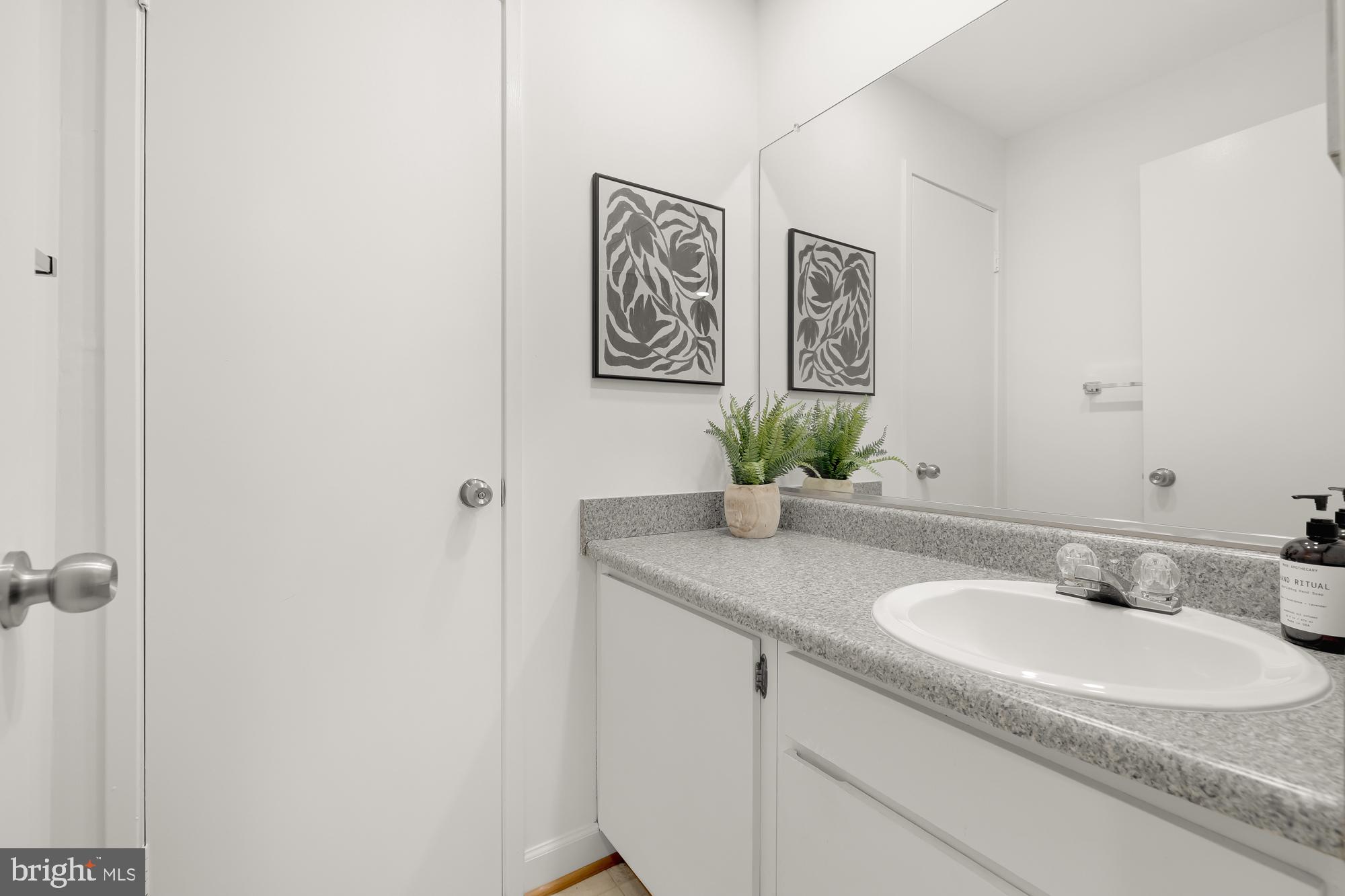 HUNTERS GREEN - Residential