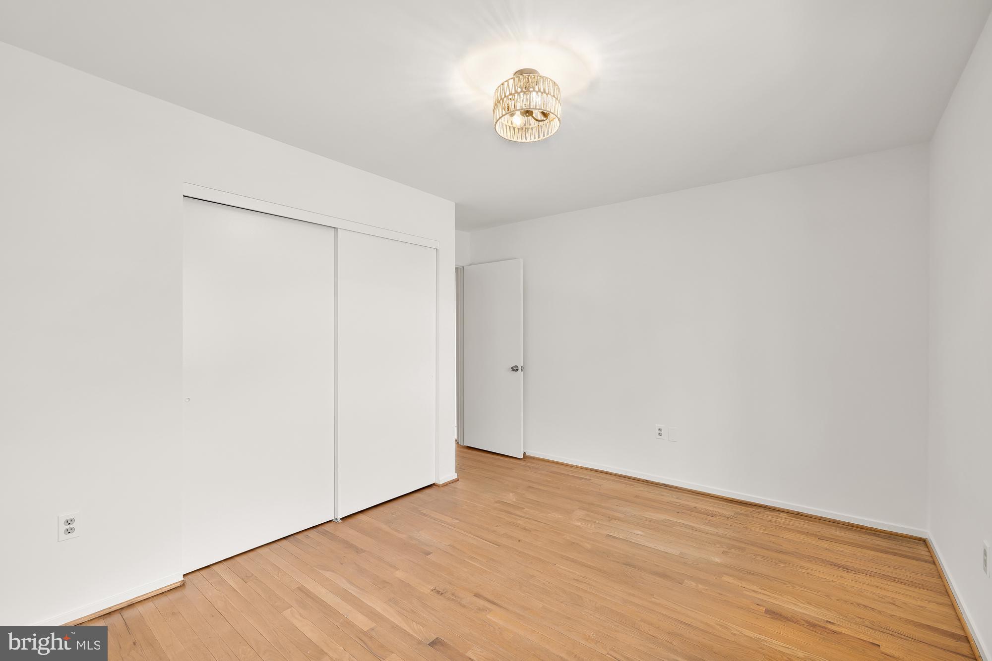 HUNTERS GREEN - Residential