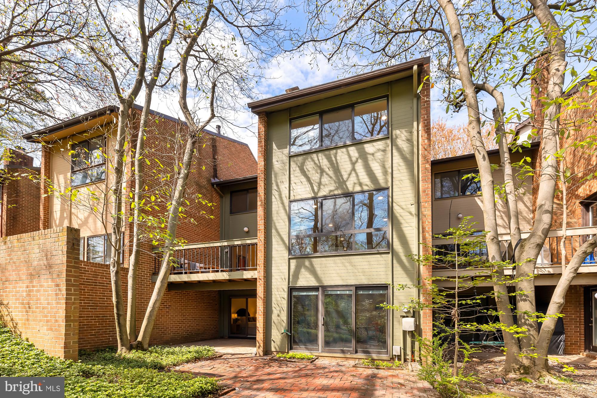 HUNTERS GREEN - Residential