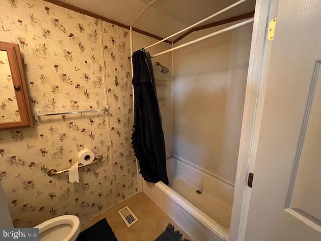 REEDS AT BAYVIEW MOBILE PARK - Residential