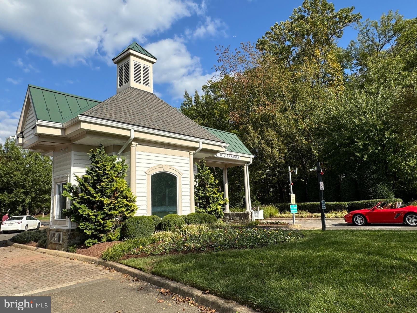 HERITAGE HUNT - Residential