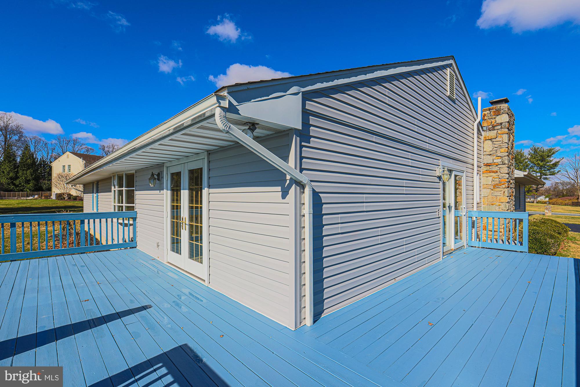 MANOR RIDGE - Residential