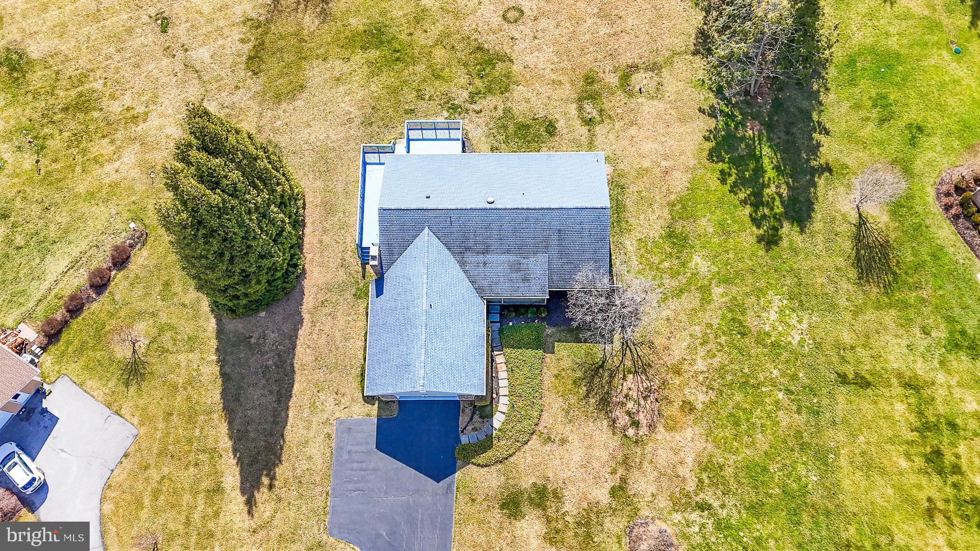 MANOR RIDGE - Residential