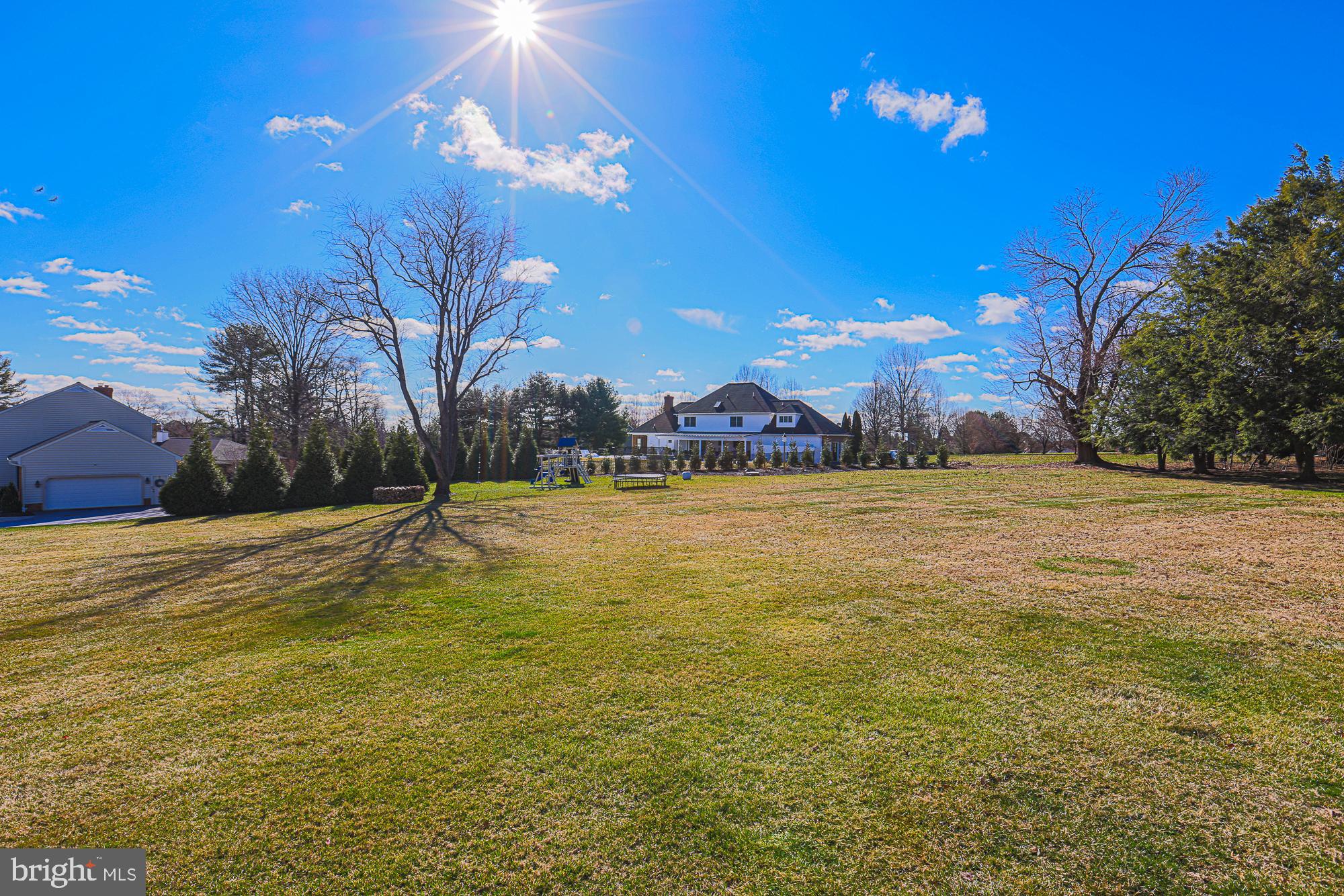 MANOR RIDGE - Residential