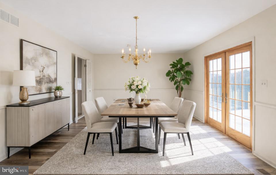 MANOR RIDGE - Residential