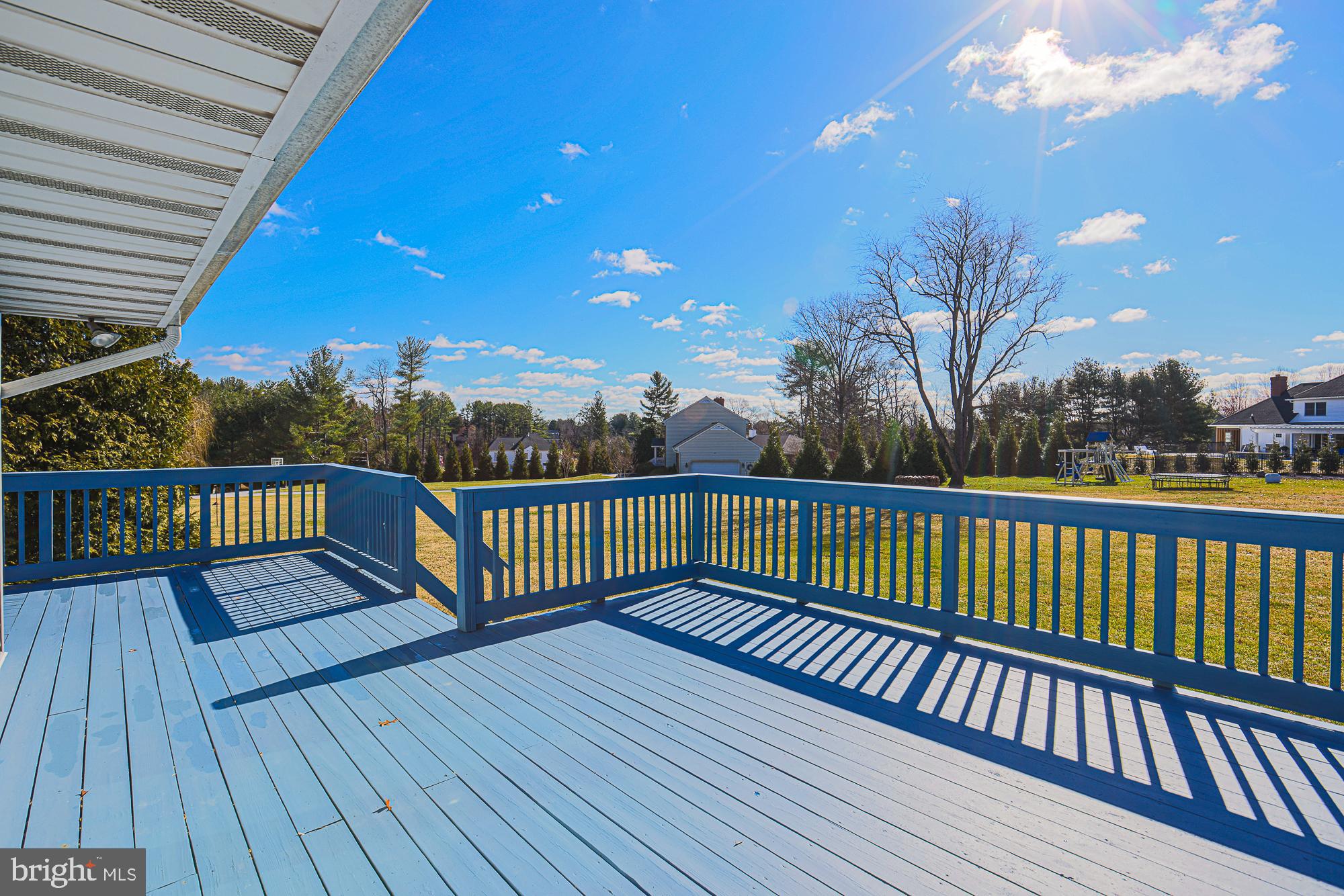 MANOR RIDGE - Residential