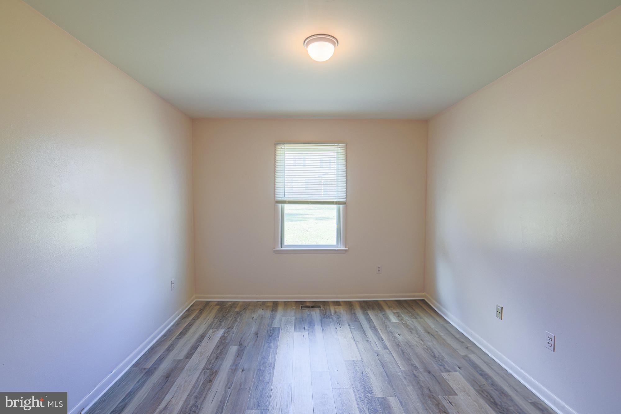 MANOR RIDGE - Residential