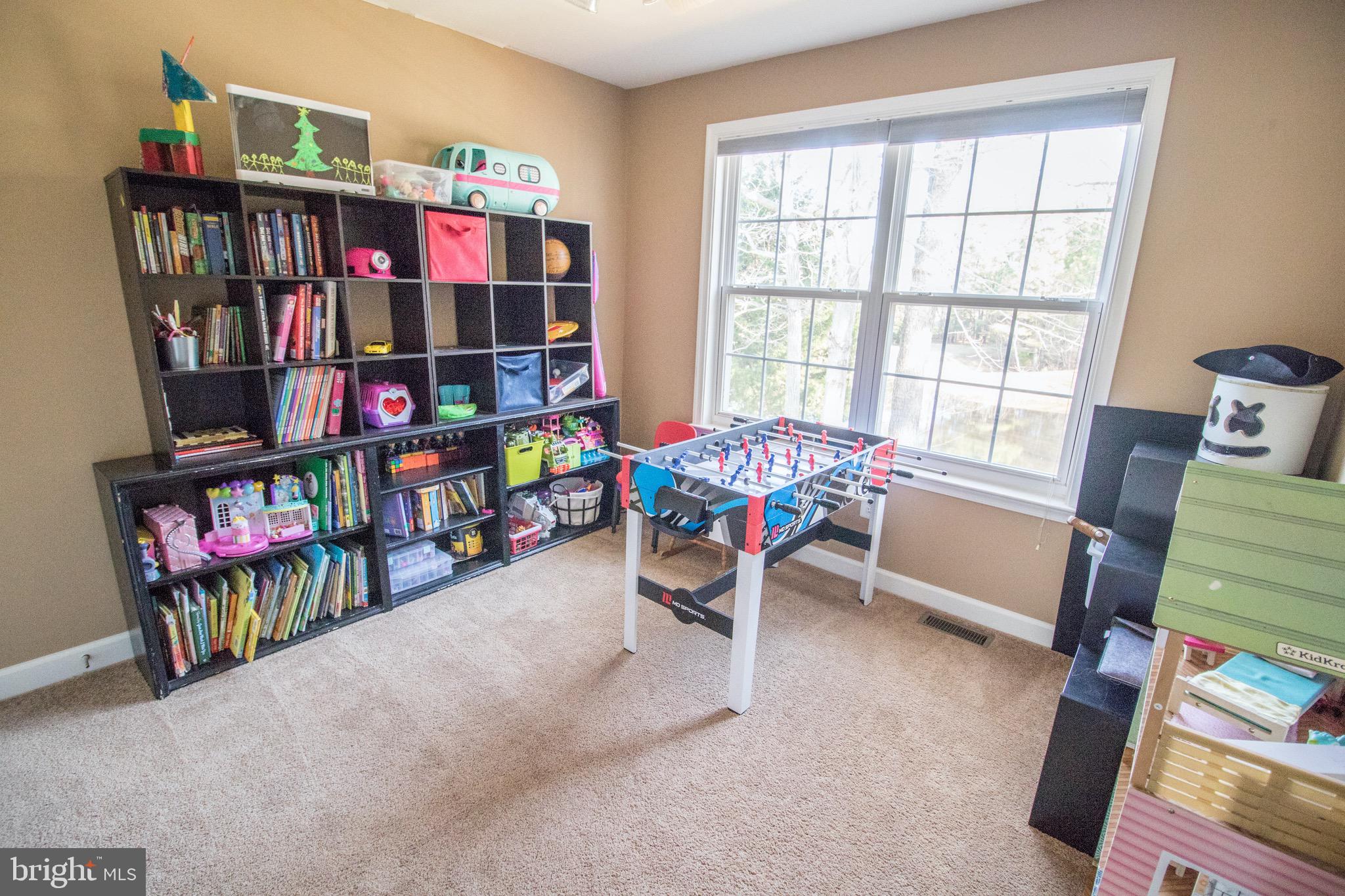 MARINERS COVE - Residential