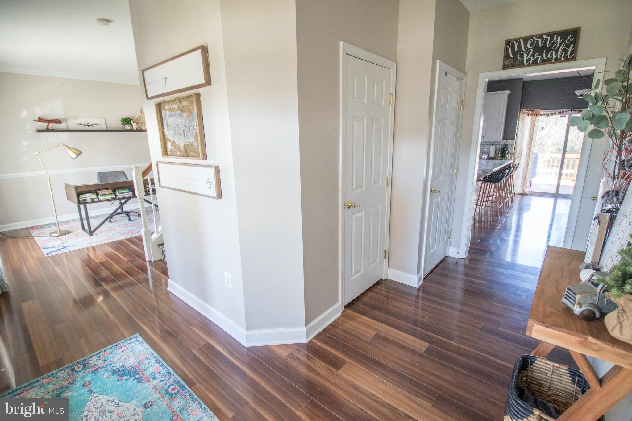 MARINERS COVE - Residential