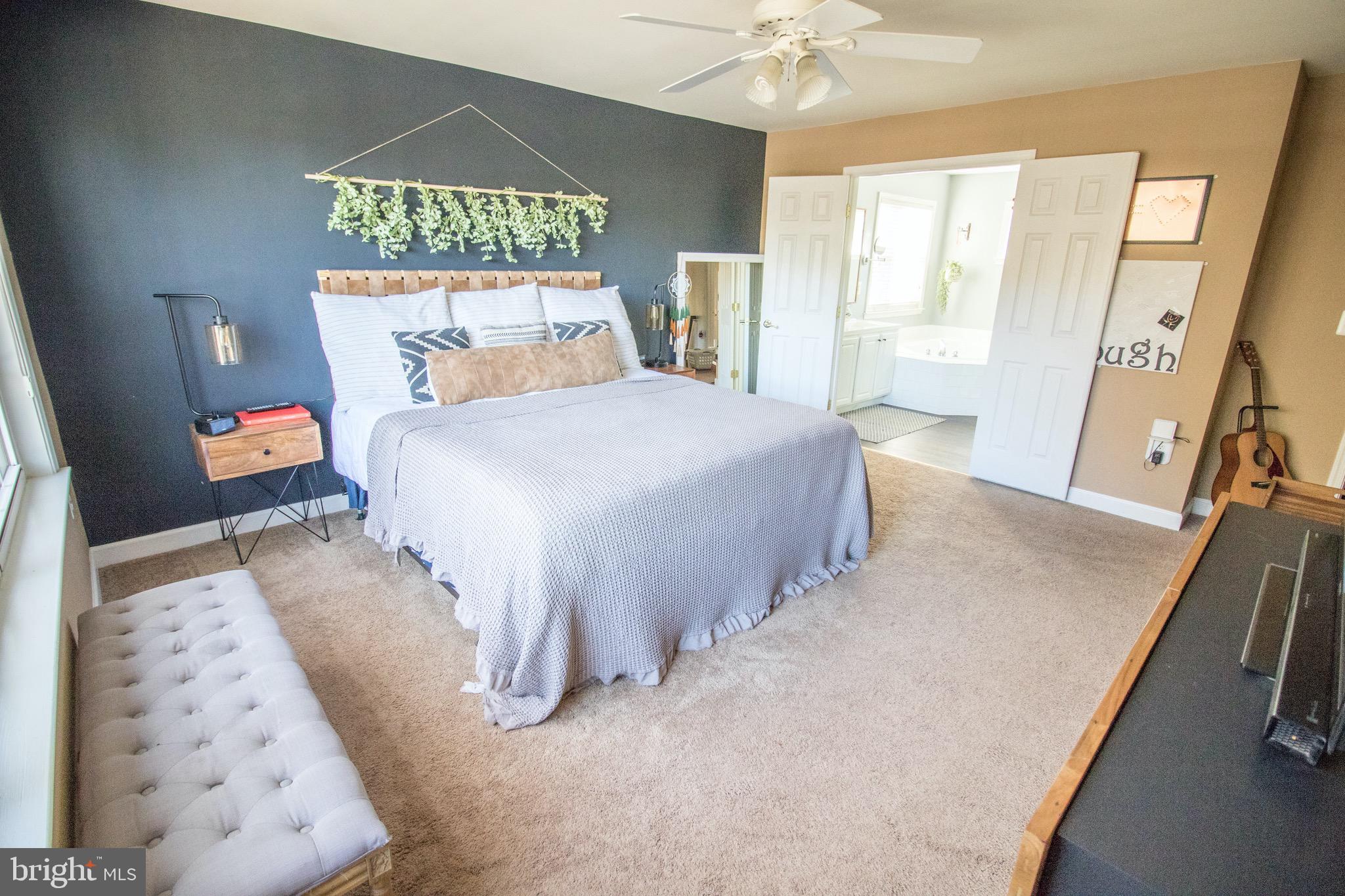 MARINERS COVE - Residential