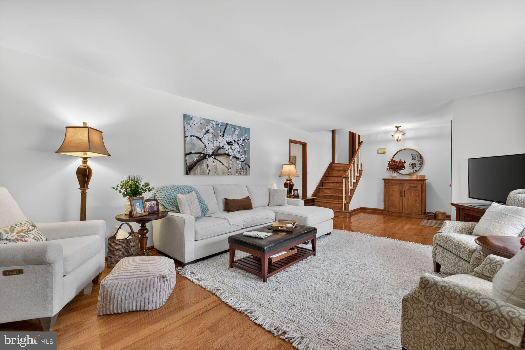 UPPER SENECA CREST - Residential