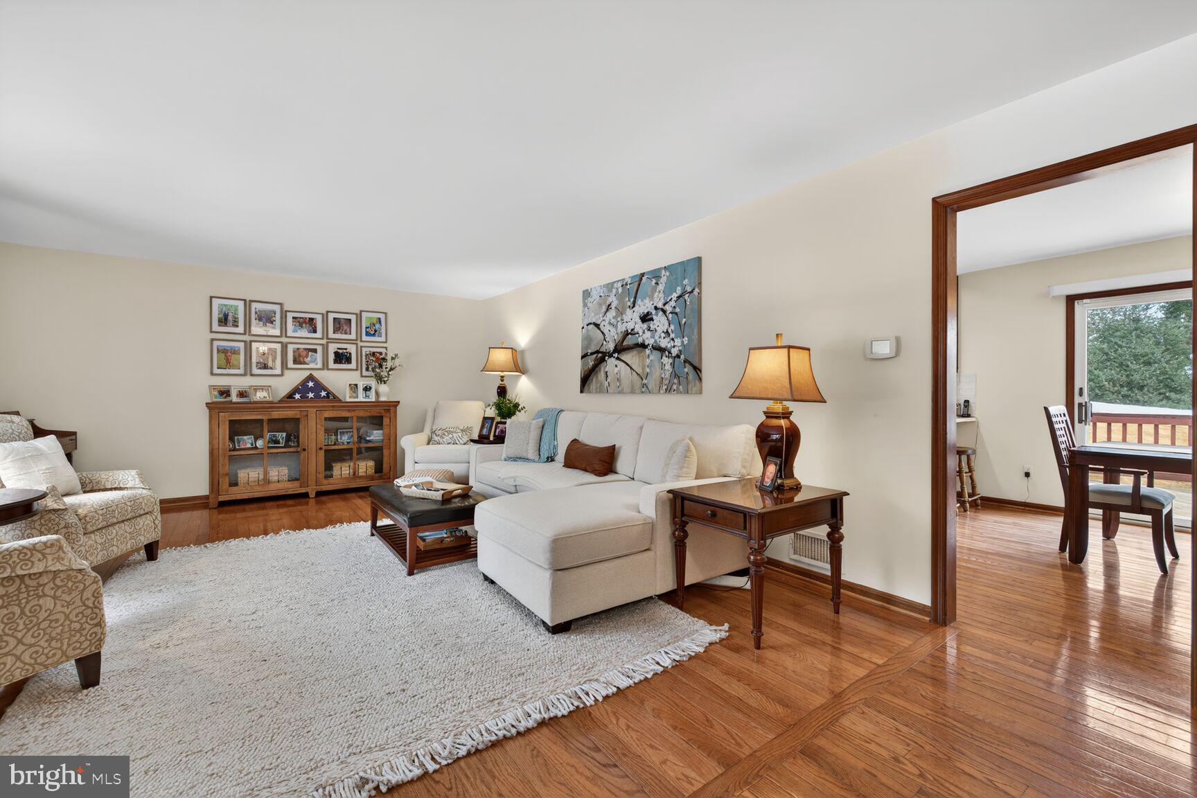 UPPER SENECA CREST - Residential