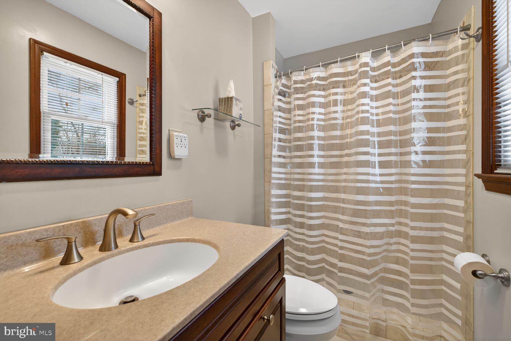 UPPER SENECA CREST - Residential