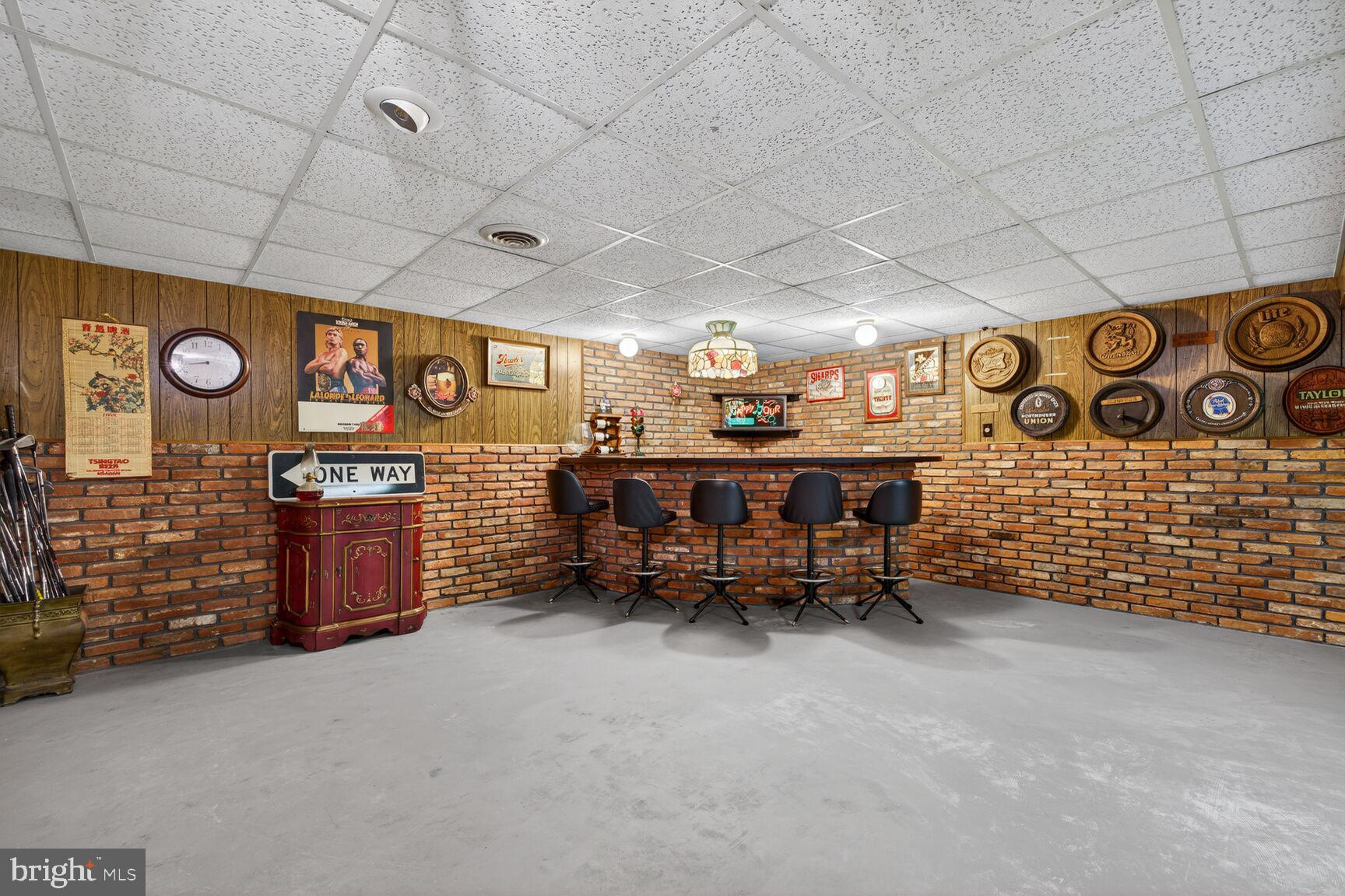 UPPER SENECA CREST - Residential