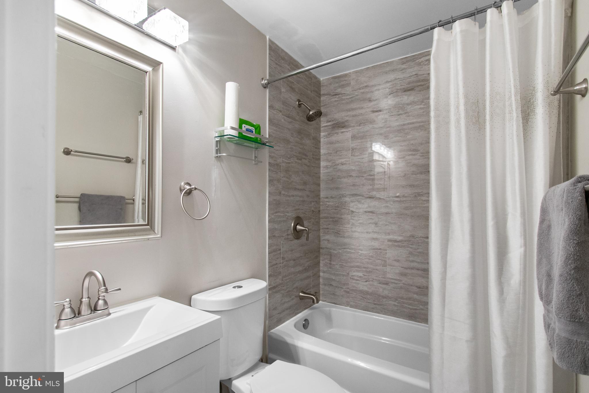 MARY-CATHERINE ESTATES - Residential