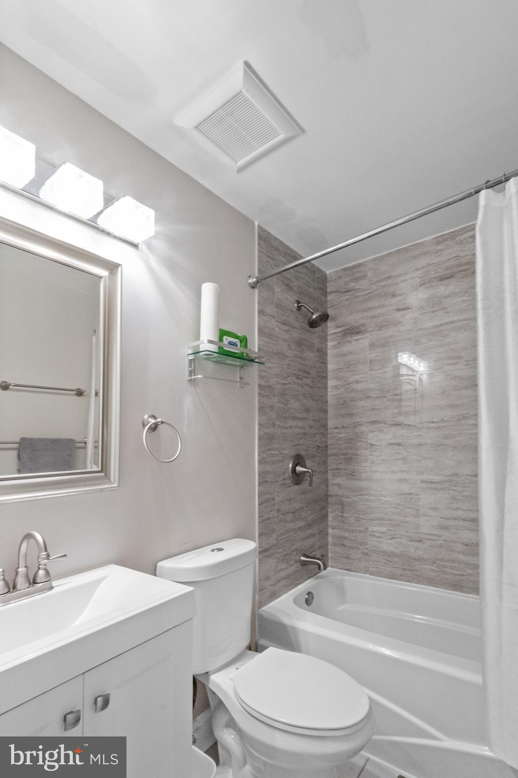 MARY-CATHERINE ESTATES - Residential