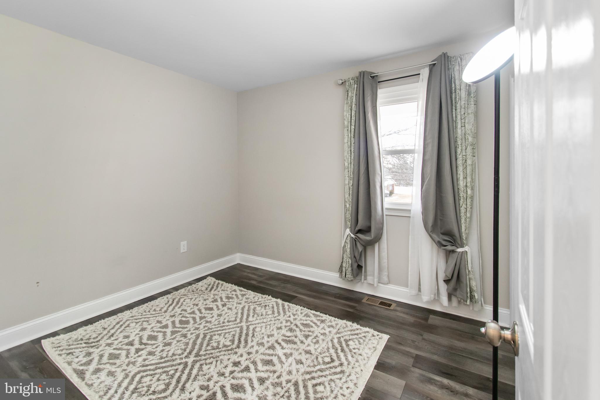 MARY-CATHERINE ESTATES - Residential