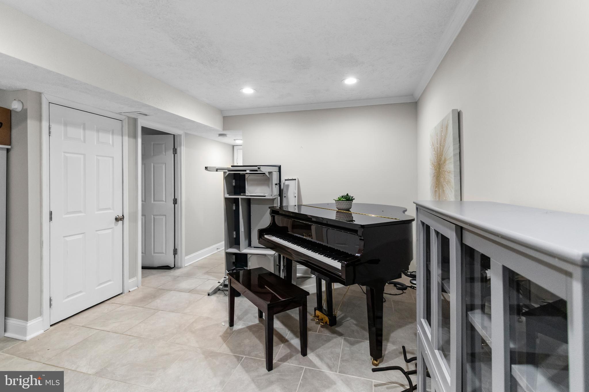 MARY-CATHERINE ESTATES - Residential