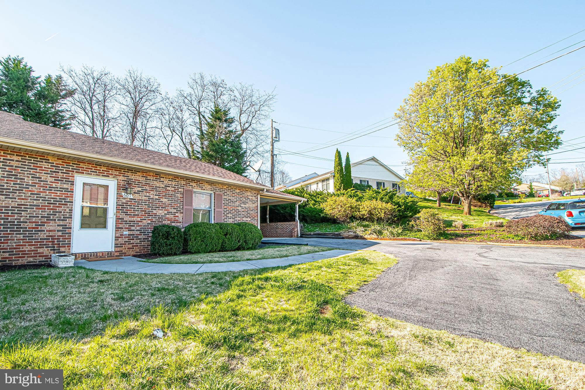 AY VIEW ESTATES - Residential