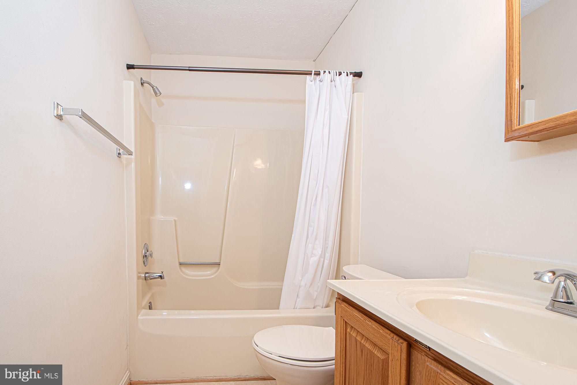 AY VIEW ESTATES - Residential