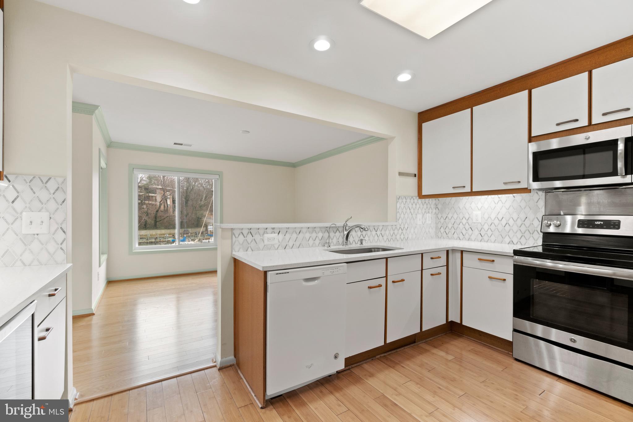 SHEARWATER CONDO - Residential Lease