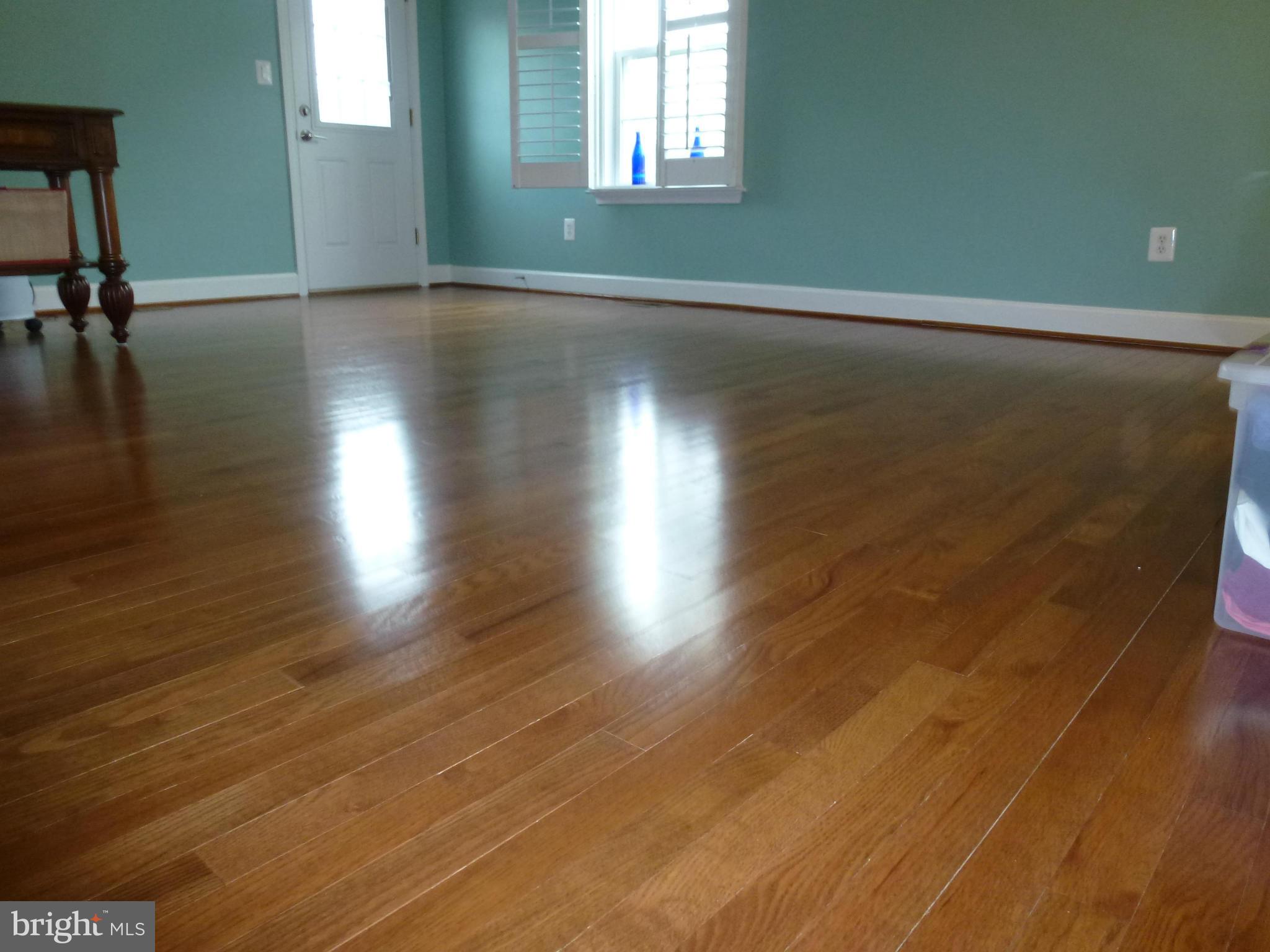 VIRGINIA HERITAGE AT LEE'S PARK - Residential