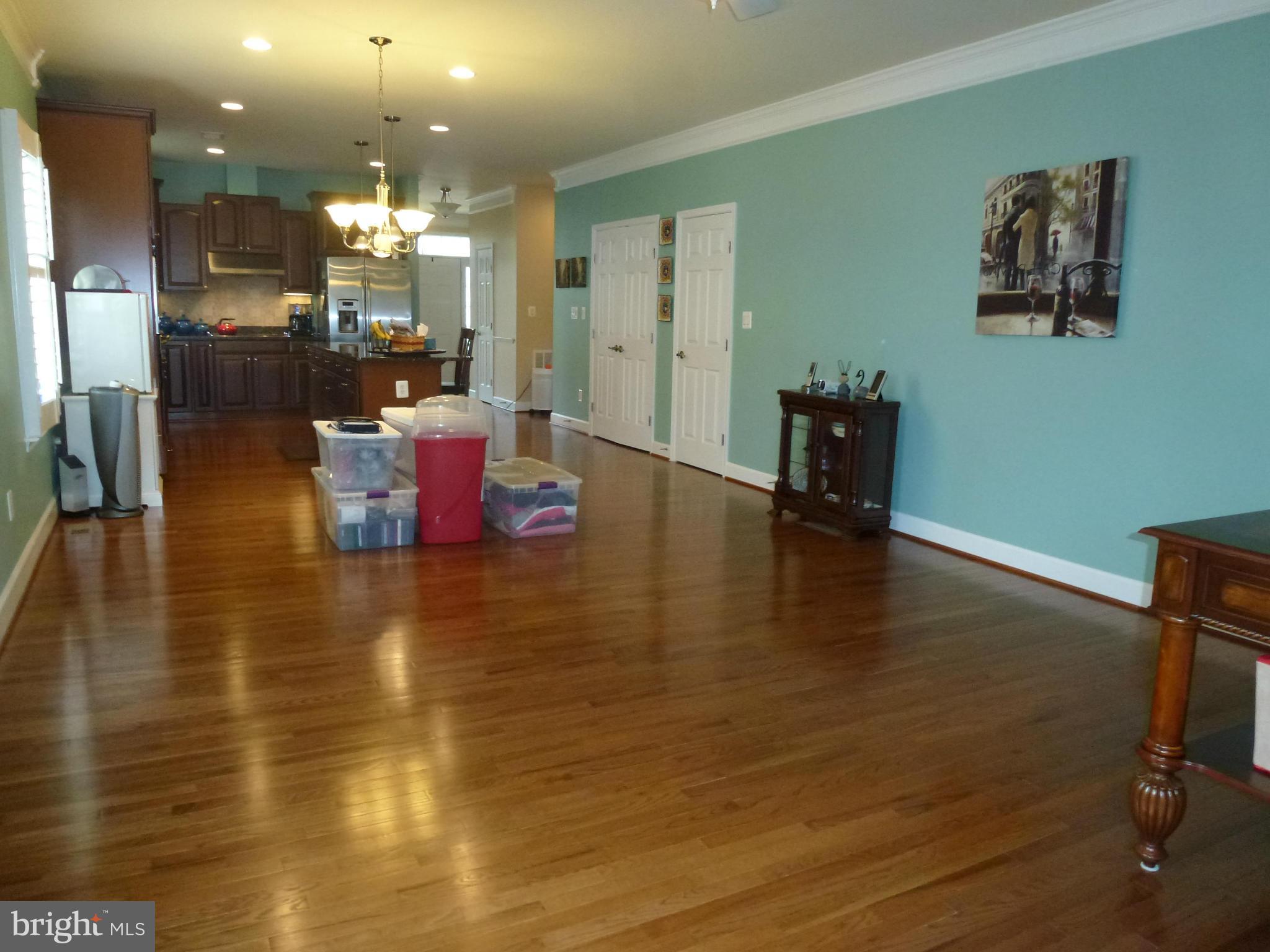 VIRGINIA HERITAGE AT LEE'S PARK - Residential