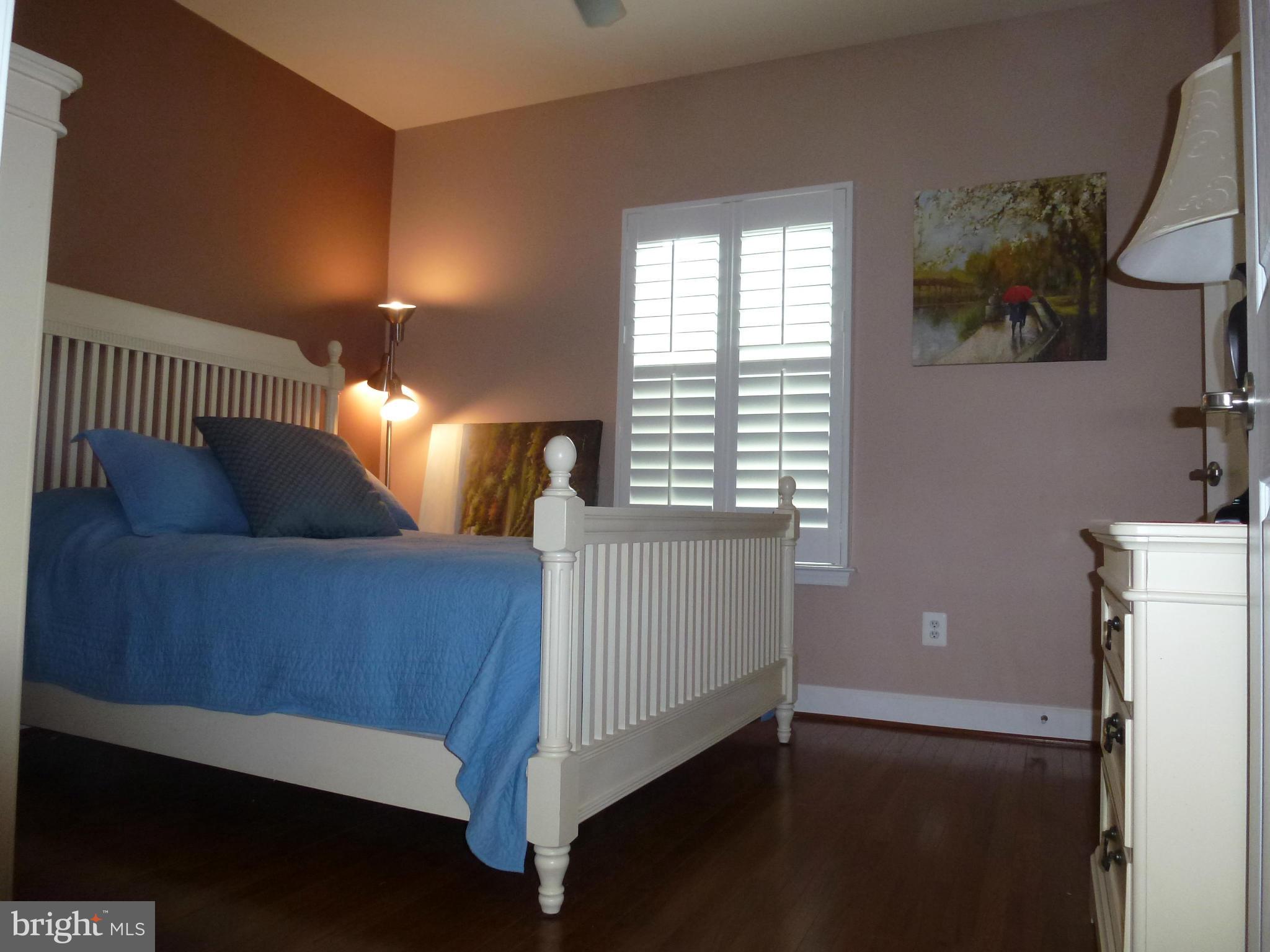 VIRGINIA HERITAGE AT LEE'S PARK - Residential