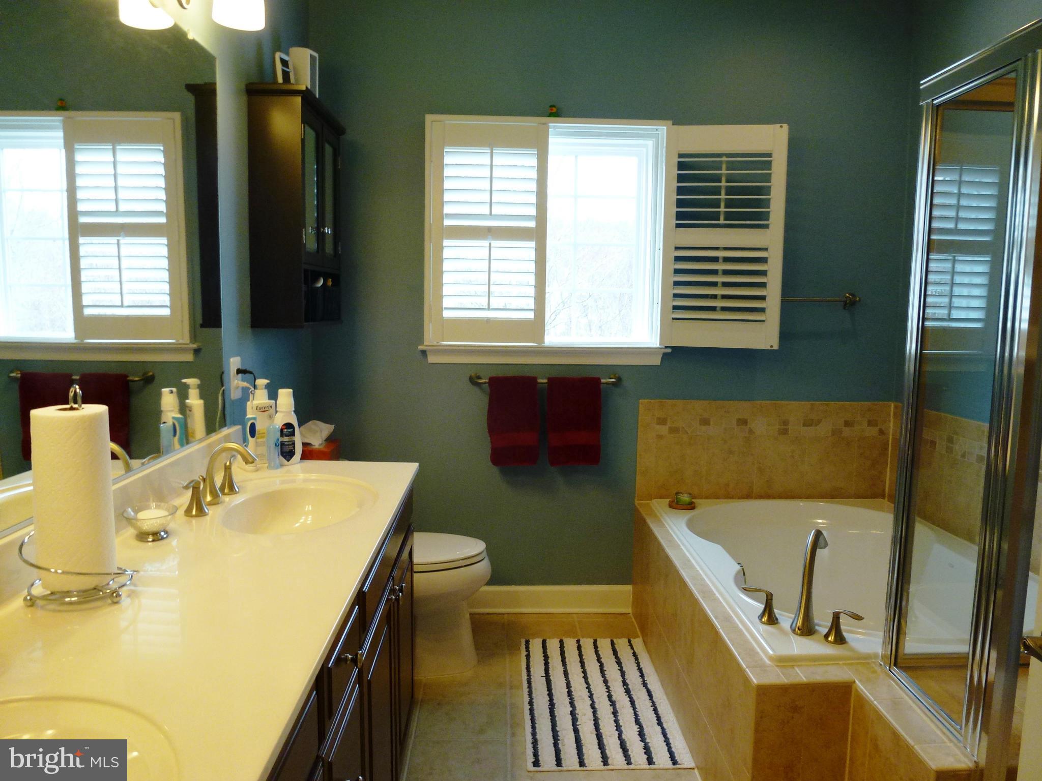 VIRGINIA HERITAGE AT LEE'S PARK - Residential