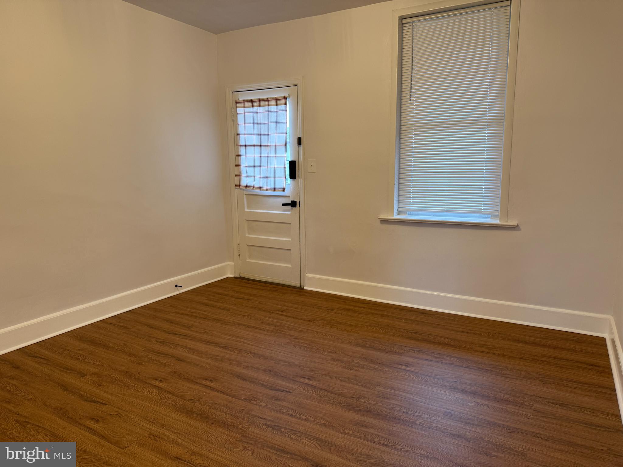 OLD TOWN - Residential Lease